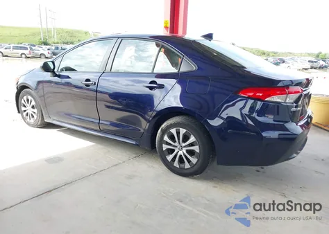 2022 Toyota Corolla Hybrid Le z USA, uszkodzony, nr VIN JTDEAMDE9NJ057685